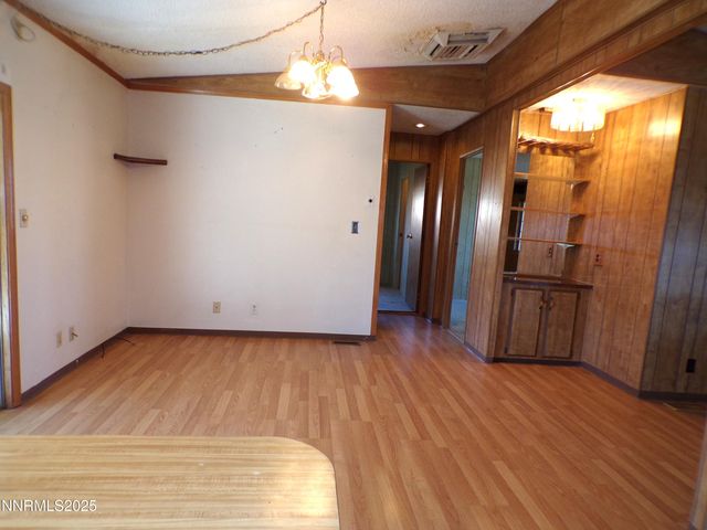 305 Parkland Way, Fernley, NV 89408