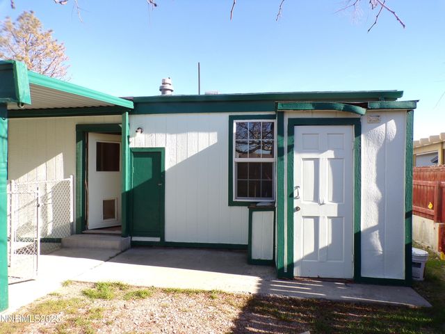 305 Parkland Way, Fernley, NV 89408