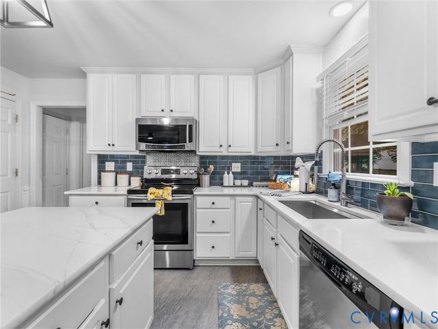 12107 Point Trace Ct, Midlothian, VA 23112