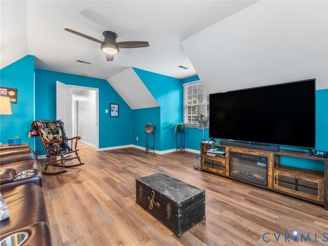 12107 Point Trace Ct, Midlothian, VA 23112