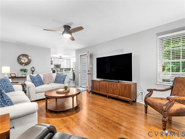 12107 Point Trace Ct, Midlothian, VA 23112