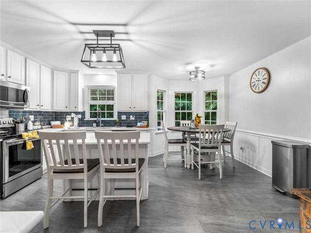 12107 Point Trace Ct, Midlothian, VA 23112
