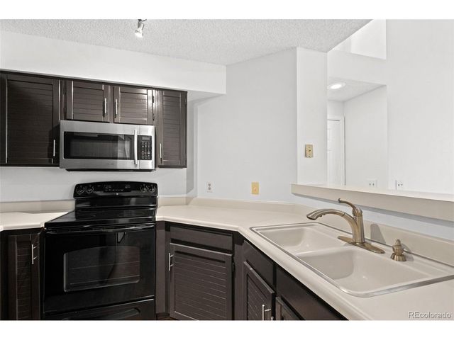 8500 E Jefferson Ave 17F, Denver, CO 80237