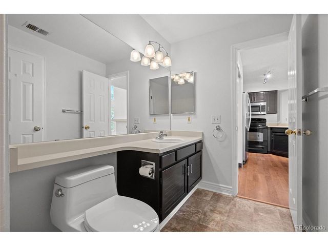8500 E Jefferson Ave 17F, Denver, CO 80237