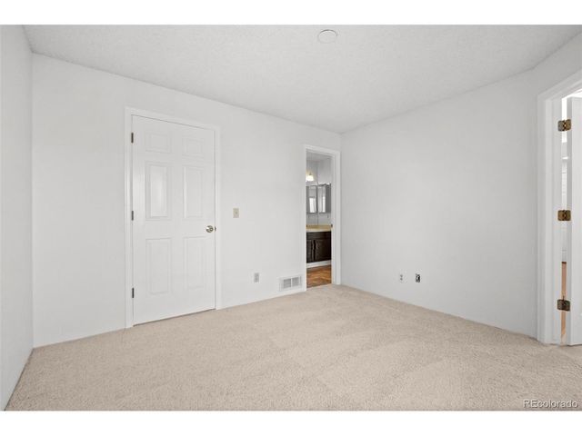 8500 E Jefferson Ave 17F, Denver, CO 80237