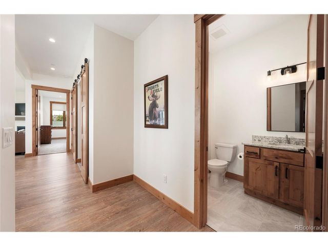 18 Meadow Creek Ln D-202, Fraser, CO 80442