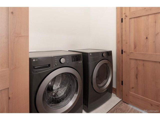 18 Meadow Creek Ln D-202, Fraser, CO 80442