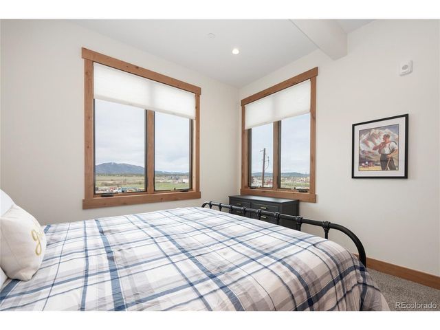 18 Meadow Creek Ln D-202, Fraser, CO 80442