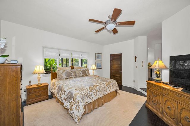 10497 LONGWOOD DRIVE, Seminole, FL 33777