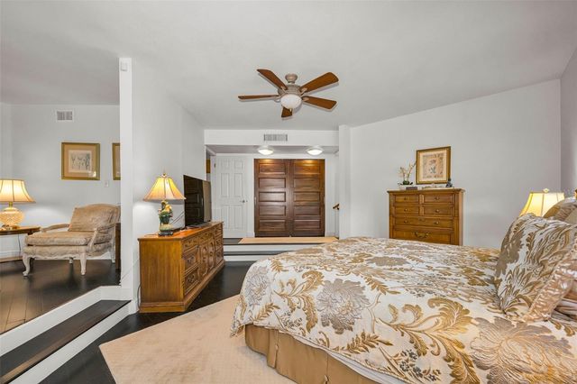 10497 LONGWOOD DRIVE, Seminole, FL 33777