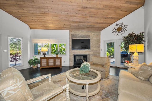10497 LONGWOOD DRIVE, Seminole, FL 33777