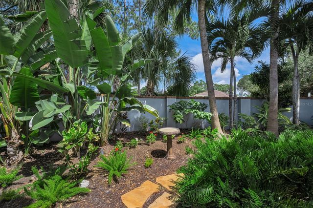 10497 LONGWOOD DRIVE, Seminole, FL 33777
