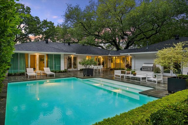 4114 Whitman Street, Houston, TX 77027