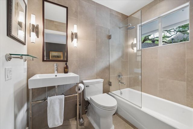 4114 Whitman Street, Houston, TX 77027