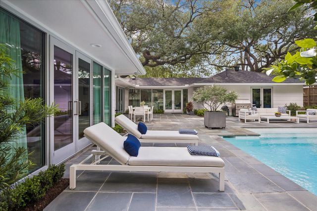 4114 Whitman Street, Houston, TX 77027