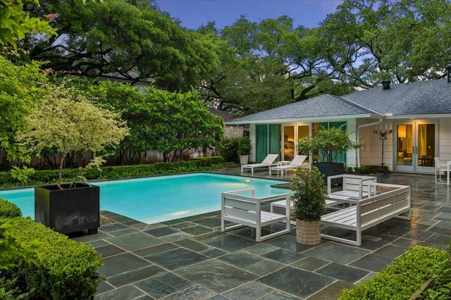 4114 Whitman Street, Houston, TX 77027