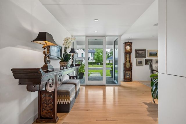 4114 Whitman Street, Houston, TX 77027