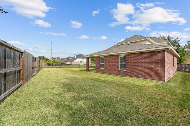 15702 Bellforest Court, Houston, TX 77044