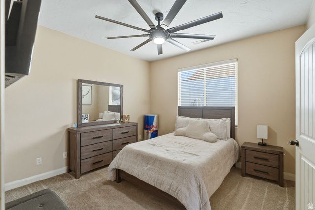 902 E SILVER SHADOWS DR, Washington, UT 84780