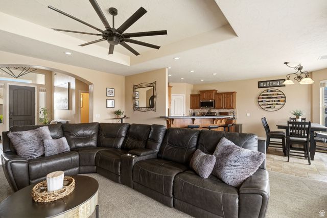 902 E SILVER SHADOWS DR, Washington, UT 84780