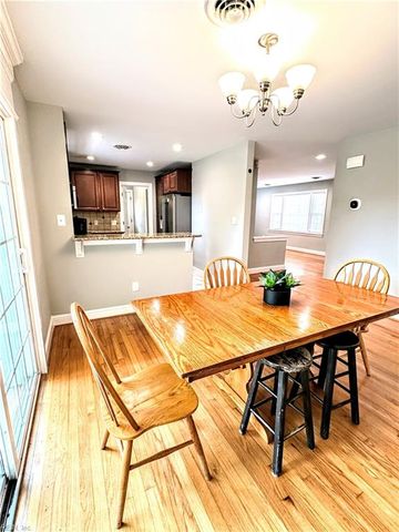 106 Booth RD, Newport News, VA 23606