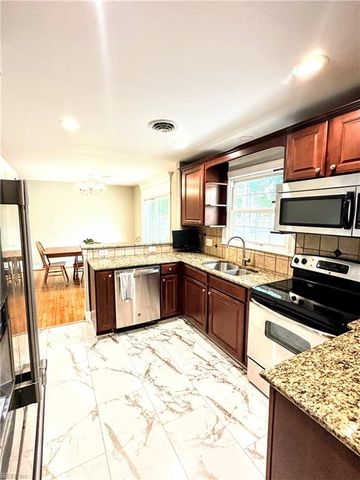 106 Booth RD, Newport News, VA 23606