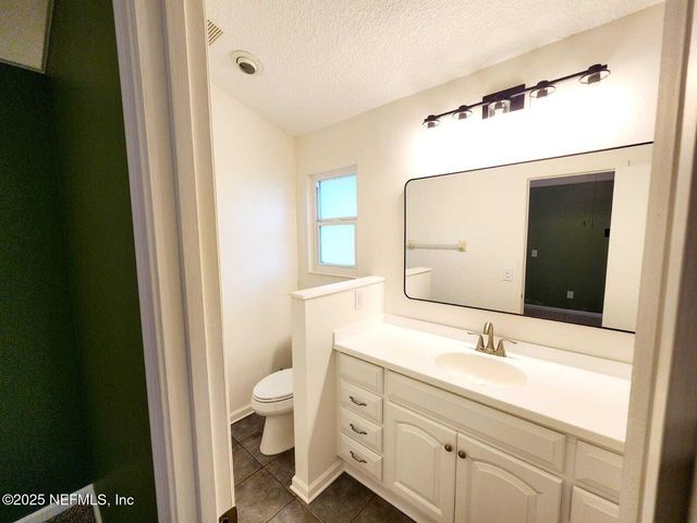 3910 KARISSA ANN Place E, Jacksonville, FL 32223
