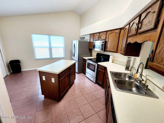 3910 KARISSA ANN Place E, Jacksonville, FL 32223