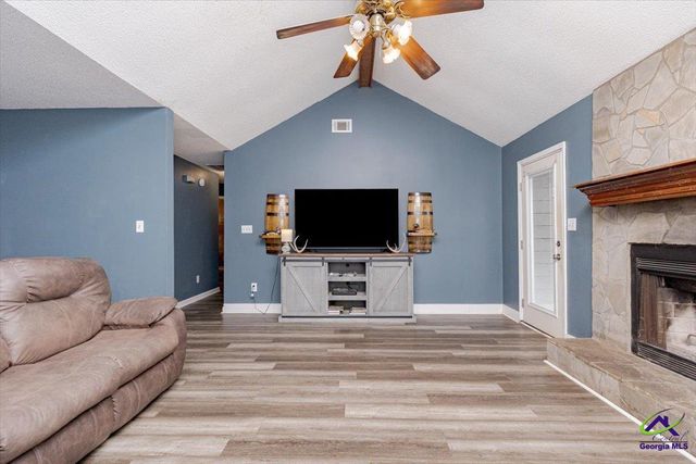 102 Sleepy Lane, Warner Robins, GA 31088