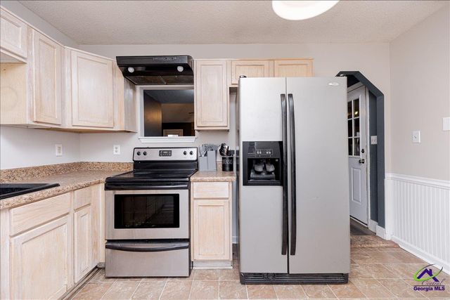 102 Sleepy Lane, Warner Robins, GA 31088