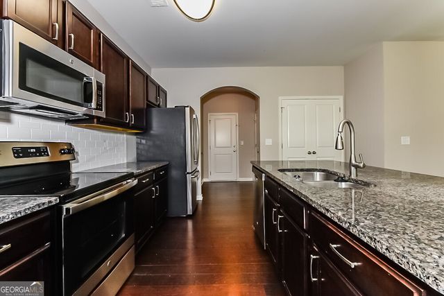 259 Magnaview Drive, Mcdonough, GA 30253