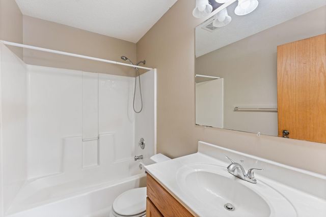 1380 Silver Lake Road NW, New Brighton, MN 55112