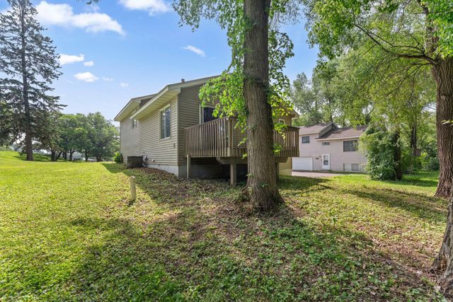 1380 Silver Lake Road NW, New Brighton, MN 55112