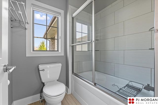 914 Elk Ridge Drive, Elkhorn, NE 68022