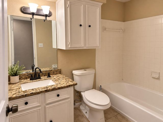 3115 Edgewood, Dickinson, TX 77539