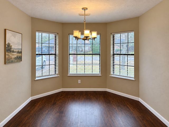 3115 Edgewood, Dickinson, TX 77539