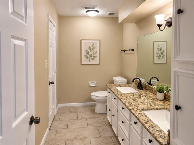 3115 Edgewood, Dickinson, TX 77539