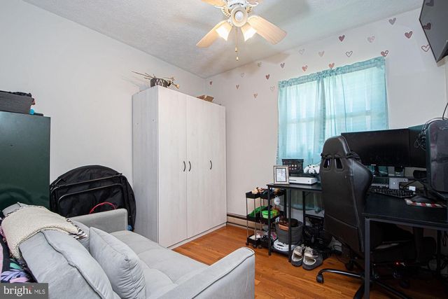 122 W 9TH ST, Front Royal, VA 22630