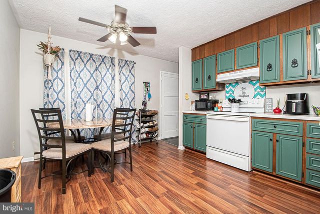122 W 9TH ST, Front Royal, VA 22630