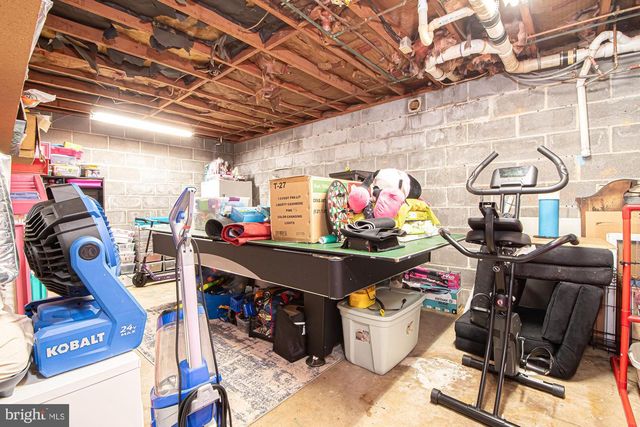 122 W 9TH ST, Front Royal, VA 22630