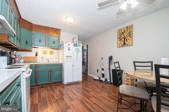 122 W 9TH ST, Front Royal, VA 22630