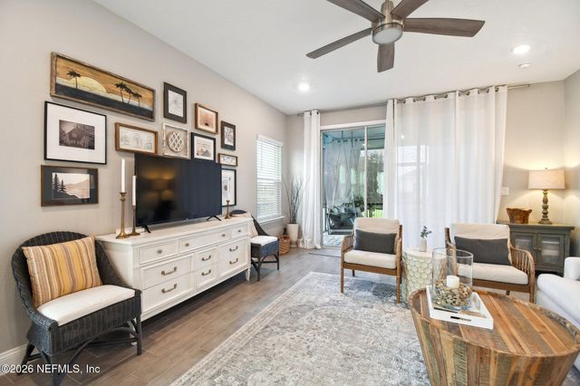 182 KILLARNEY Avenue, St. Johns, FL 32259