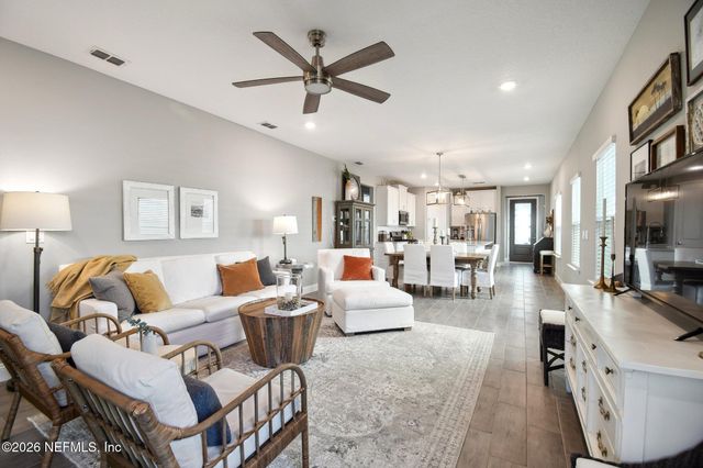 182 KILLARNEY Avenue, St. Johns, FL 32259