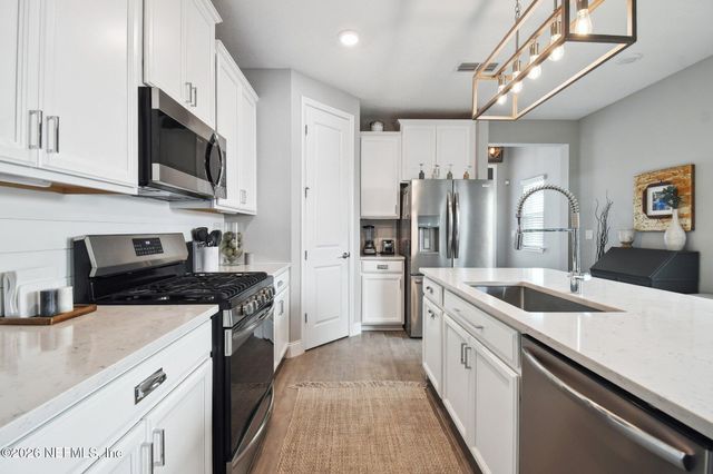 182 KILLARNEY Avenue, St. Johns, FL 32259