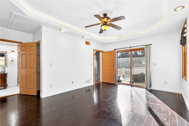 1085 Saxonburg Blvd, O'hara, PA 15116