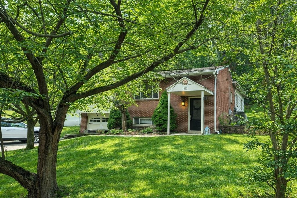 1085 Saxonburg Blvd, O'hara, PA 15116