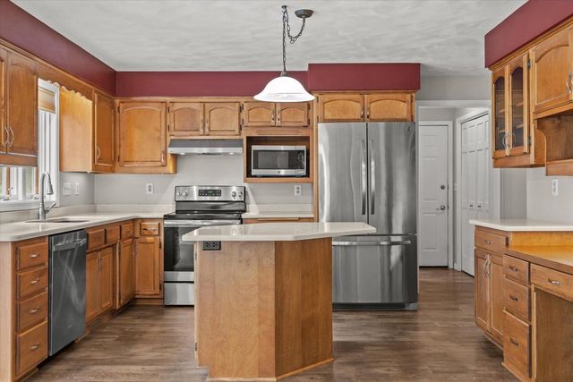 1141 PENDLETON ROAD, Neenah, WI 54956