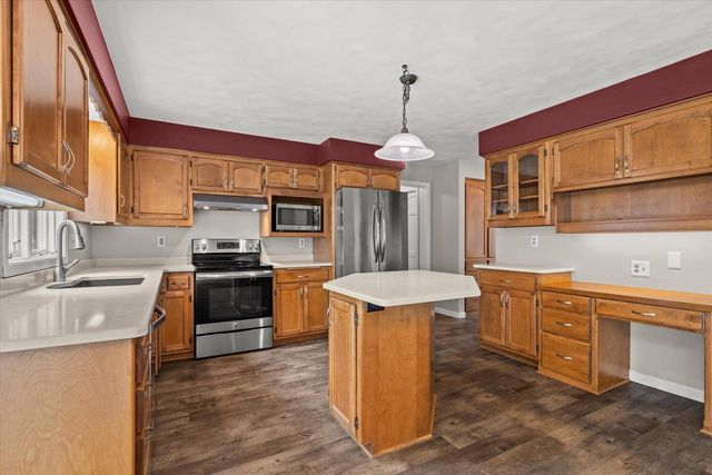 1141 PENDLETON ROAD, Neenah, WI 54956