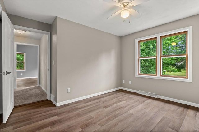 1141 PENDLETON ROAD, Neenah, WI 54956
