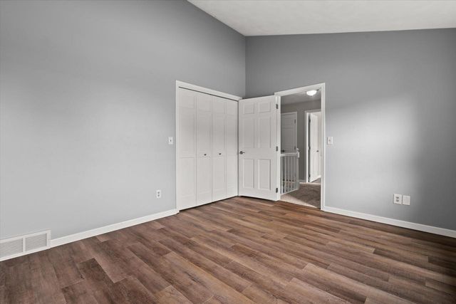1141 PENDLETON ROAD, Neenah, WI 54956